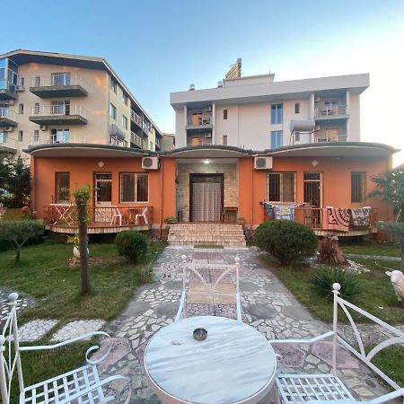 Guroal Holiday House Shëngjin 外观 照片