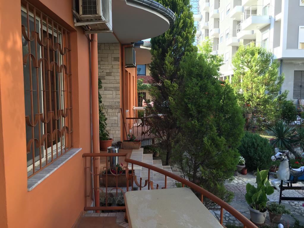 Guroal Holiday House Shëngjin 外观 照片